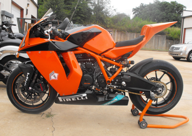 RC8RS left